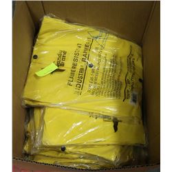 BOX OF SIZE L RAIN JACKETS