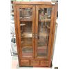 Image 1 : RECLAIMED WOOD ENCLOSED 4 SHELF BOOK DISPLAY CASE