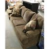 Image 1 : 3 SEATER SOFA  AND ARMCHAIR, COMES WITH 2 THROW