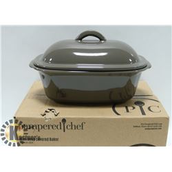 PAMPERED CHEF ROCKCROK DUTCH OVEN