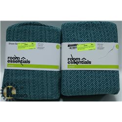 LOT OF 2 ROOM ESSENTIALS XL TWIN SHEET SET, INCL