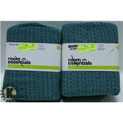 LOT OF 2 ROOM ESSENTIALS XL TWIN SHEET SET, INCL