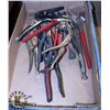 Image 1 : FLAT OF MISC. PLIERS AND VISE GRIPS