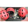 Image 1 : TOTE OF GOGGLES, SNORKELS AND HELMETS