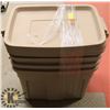 Image 1 : SET OF 4 RUBBERMAID ROUGHNECK STORAGE BINS.