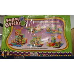 PAIR OF NEW 81 PC FUNNYBRICKS
