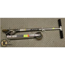 RAZOR SCOOTER