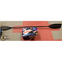 INFLATABLE BEACH BOAT WITH PADDLE