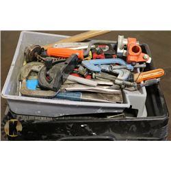 FLAT OF MISCELLANEOUS TOOLS C/W 2 PAINT TRAYS