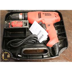 BLACK AND DECKER 3/8" VSR DRILL IN CASE