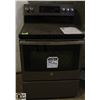 Image 4 : GE 30" SLATE FINISH SELF CLEANING CONVECTION RANGE