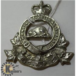 WW2 CANADIAN FORCES CAP BADGE WITH BEAVER