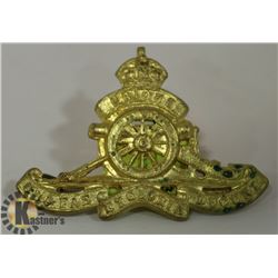 WW2 CANADIAN ARTILLERY CAP BADGE