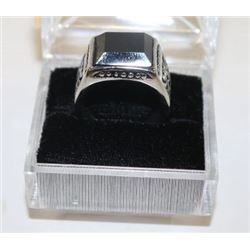 MENS BLACK STONE RING SIZE 10