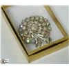 Image 1 : VINTAGE BROACH
