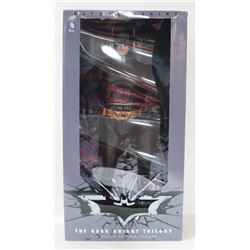 DARK KNIGHT BATMAN BEGINS 1:4 SCALE ACTION FIGURE.