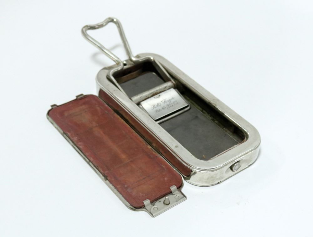 ANTIQUE AUTO STROP RAZOR BLADE SHARPENER