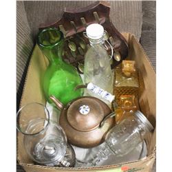 BOX W/COLLECTIBLES INCL. TEA POT, LIQUOR