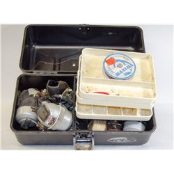 VINTAGE "OLD PAL" HARD BODY TACKLE BOX