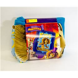 NEW DREAMWORKS MADAGASCAR  NO SEW FLEECE THROW KIT