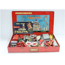1940'S ERECTOR METAL TOY SET IN ORIGINAL CASE