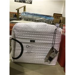 Olivia and Oliver King Size Waffle Duvet Cover Set