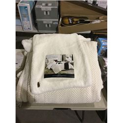 UGG Brea King Reversible Comforter Set