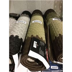 Cam Living Rug (20" x 32")