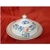 Image 1 : Covered Round Butter Dish #881250