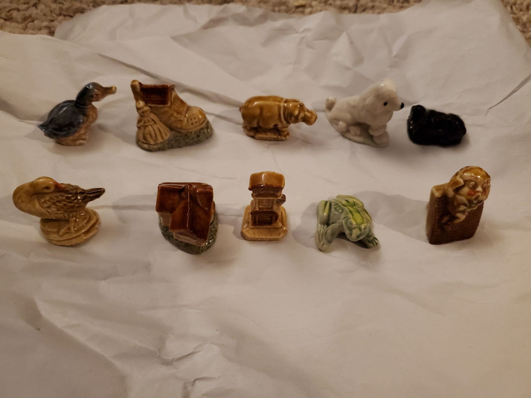 10 RED ROSE WADE TEA FIGURINES Schmalz Auctions