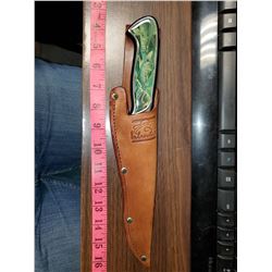 INTRUDER HUNTING KNIFE NEVER USED NEW