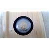 Image 2 : 2000 ROYAL CANADIAN MINT TOONIE IN WOOD CASE