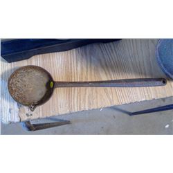 HEAVY BABBIT LADLE (BLACKSMITH)