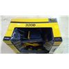 Image 2 : ERTL 1/16 SCALE JOHN DEERE 320D SKIDSTEER