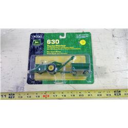 ERTL 1/64 JOHN DEERE TRACTOR AND TRAILER SET