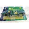 Image 2 : ERTL 1/64 JOHN DEERE TRACTOR AND TRAILER SET