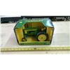 Image 1 : ERTL 1/16 SCALE JOHN DEERE 620 TRACTOR