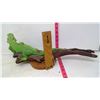 Image 2 : Iguana on Natural Wood Branch