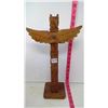 Image 2 : Woodcarving Totem Pole, B.C. of Cedar Wood