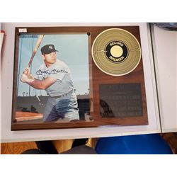 Michey Mantle 8x10 auto on Plaque