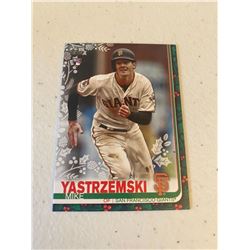 Mike Yastrzemski topps holiday