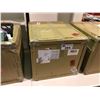 Image 2 : COMBINATION SHIRT HEAT PRESS MACHINE WITH DIGITAL READOUT, PACKAGE SIZE 20"D X 19"W X 17"H