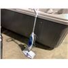 Image 1 : 3 SHARK STEAM & SPRAY MOPS