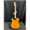 Image 2 : WOODGRAIN FENDER SQUIER TELECASTER ELECTRIC GUITAR WITH SE GIG BAG