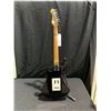 Image 2 : BLACK SAMICK CROSS GUN ELECTRIC GUITAR WITH GIG BAG