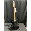 Image 2 : BLACK YAMAHA ERG 121C ELECTRIC GUITAR WITH HARDSHELL CASE