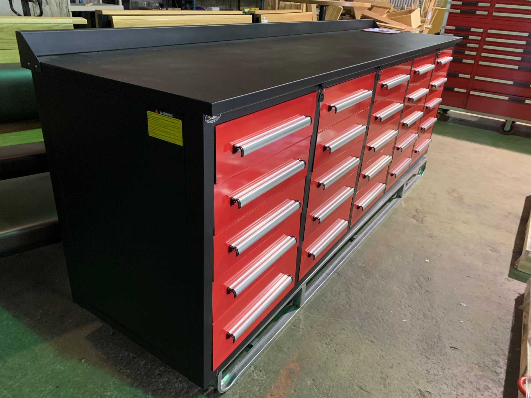 2020 RED STEELMAN 10FT WORK BENCH WITH 25 DRAWERS, 113W X 29 X39