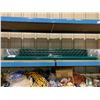 Image 1 : APPROX 4 SHELF GREEN METRO RACKING