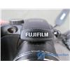 Image 2 : Fujifilm Finepix S1000fd Digital Camera - 10 Mega Pixels