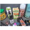 Image 11 : Assorted Cosmetic Items